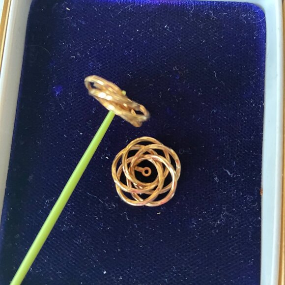 18k Gold Earring Jackets - Picture 5 of 5